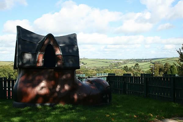 Woodside Lodge @ Elmrise Park